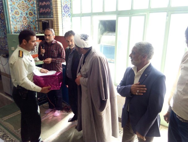 اعتقاد قوی مردم شرق اصفهان؛ تیر دشمنان در فضای مجازی را به سنگ می زند
