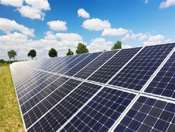 ۶۵ نیروگاه خورشیدی در کرمانشاه راه اندازی می شود