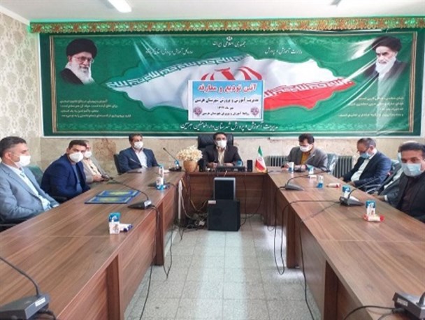 مدیران سابق و جدید آموزش و پرورش شهرستان هرسین تودیع و معارفه شدند