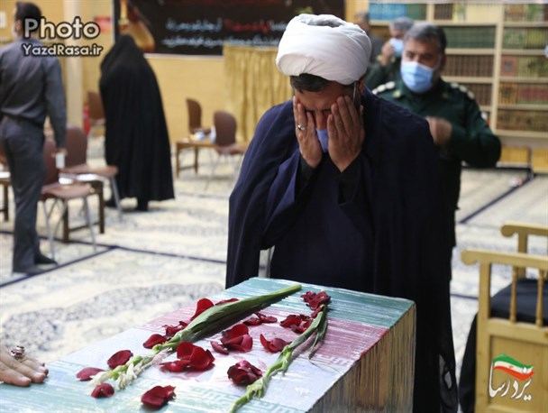 مراسم وداع با پیکر  شهید دانش آموز ۱۵ ساله