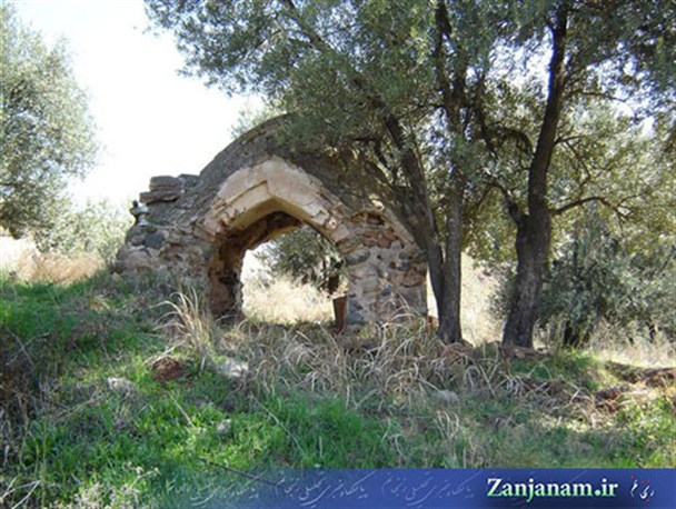 آتشکده هایی از جنس سنگ و ساروج با پلان چهارطاقی در زنجان+تصاویر