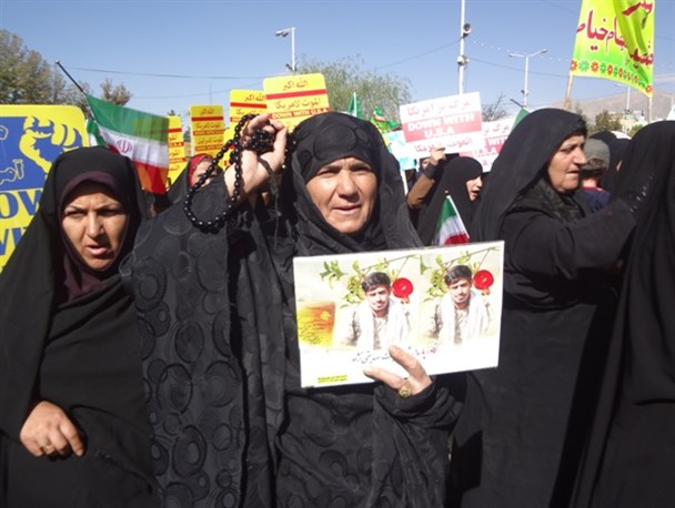 شور استکبار ستیزی بانوان یاسوجی در یوم الله 13 آبان+تصاویر