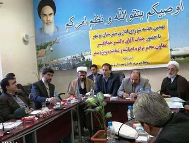 برطرف‌کردن مشکل حریم خطوط لوله گاز/ تعیین تکلیف زمین‌های 10 هکتاری/ انتقال زندان نوشهر به خارج از شهر