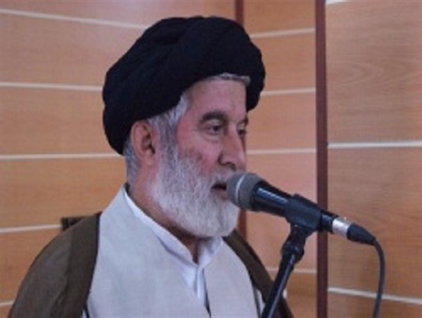هر کسی بخواهد با آمریکا ارتباط داشته باشد باید قرآن را کنار بگذارد