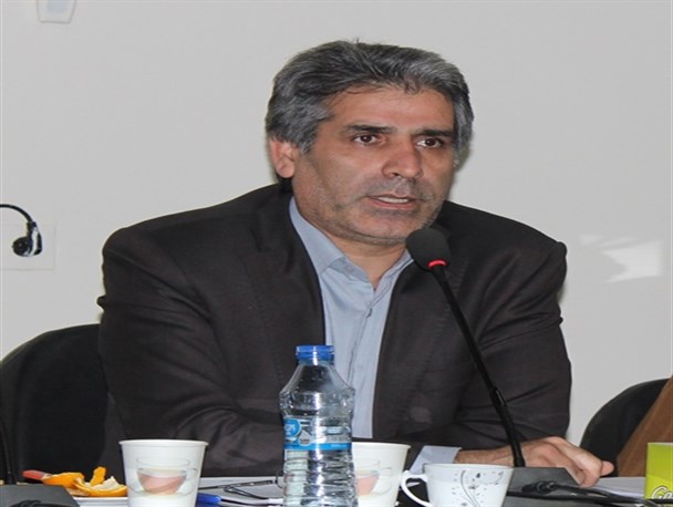 برخی از ادارات گناباد، عافیت طلبی را بر تحرک ترجیح داده اند / شور و نشاط و مشارکت مردم در انتخابات وابسته به عملکرد مسئولین است