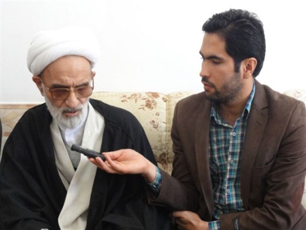 شهید زاهدپور قبل از اعزام به سوریه به دیدنم آمد و گفت "برایم دعا کن شهید شوم"