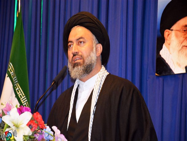 انقلاب اسلامی بدون شعار «مرگ بر امریکا» ارزشی ندارد/ راه حل تمام مشکلات کشور عمل به توصیه های امام راحل(ره) است