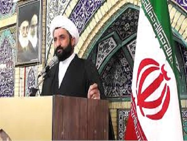 فرهنگ جامعه بر مبنای شعار های انقلاب باید مدیریت شود