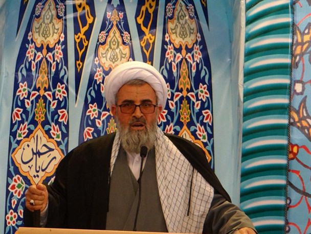 درب اتاق مسئولین همیشه به روی ارباب رجوع و محرومین باز باشد/ پیاده روی بزرگ اربعین همان راه قدس است