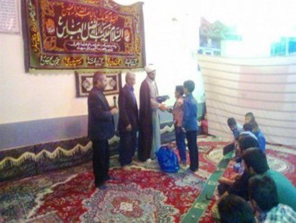 حافظان قرآن در روستای سرچاه تقدیر شدند