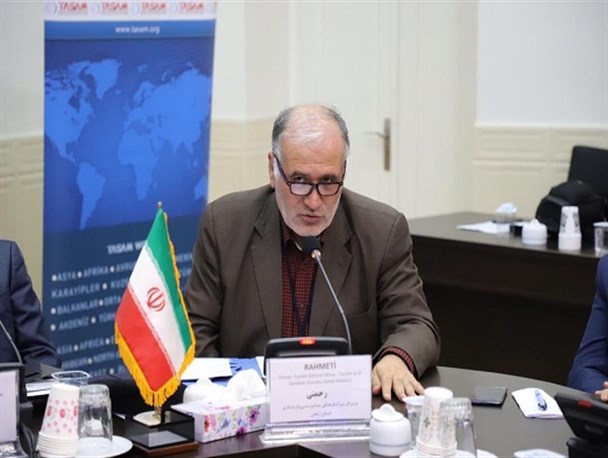 تقویت صنعت گردشگری موجب افزایش سرمایه گذاری خارجی می شود/ کنسولگری ها و رایزنان فرهنگی زمینه رونق صادرات نامریی را فراهم کنند