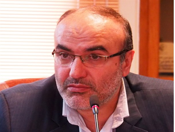 تقی‌زاده‌های امروز دنبال نفوذ استکبار به داخل کشور هستند/ افول و شکست آمریکا با بدهی 22 تریلیون دلاری