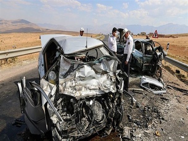 مرگ ۳ نفر در واژگونی اتوبوس کرج - مشهد در گرمسار