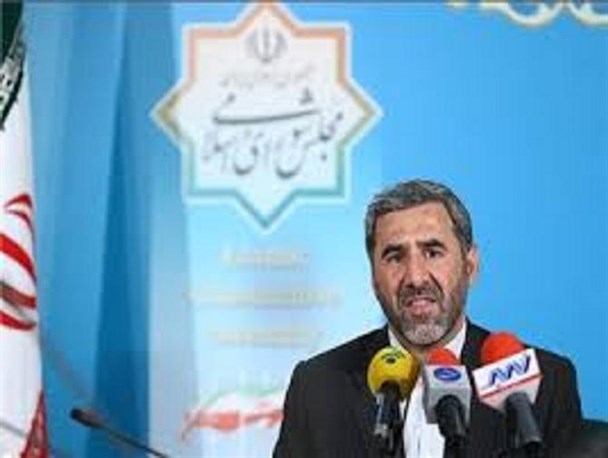 لایحه بودجه و برنامه ششم توسعه، در  پایان اذرماه به مجلس  تقدیم می شود