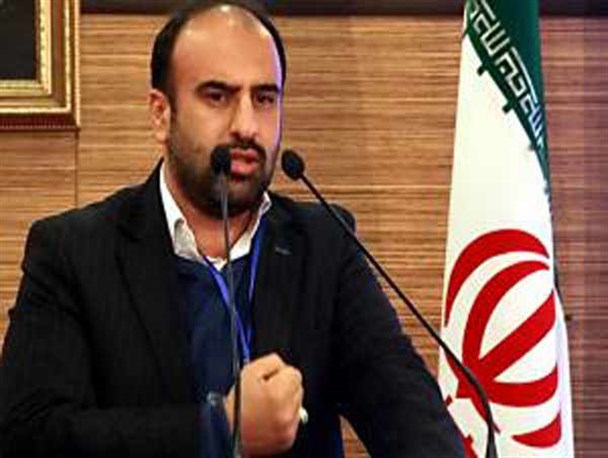 خیابان قیام پیاده رو نمی شود/تردد خودرو در این مسیر به صورت دو طرفه ادامه خواهد داشت