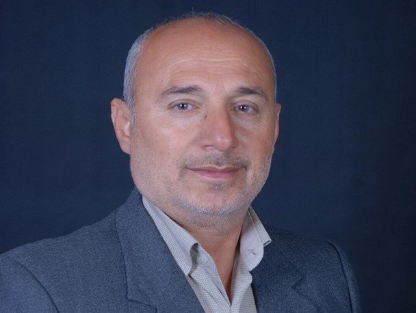 اعتراض نمایندگان خوزستان به دلیل انتقال آب کارون به اصفهان است/چرا دولت برای انتقال آب خوزستان نامه محرمانه می زند؟