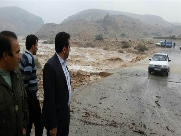ترمیم فوری راههای روستایی اندیمشک