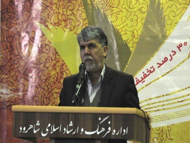 کتاب تنها رسانه بدون جایگزین است/ یک میلیون عنوان کتاب پس از انقلاب اسلامی انتشار یافت