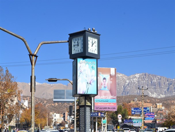 شهرداری همچنان به ساعت قدیم کار می کند!