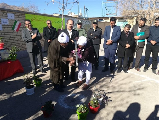 کلنگ‌زنی یک آموزشگاه ۶ کلاسه در باخرز