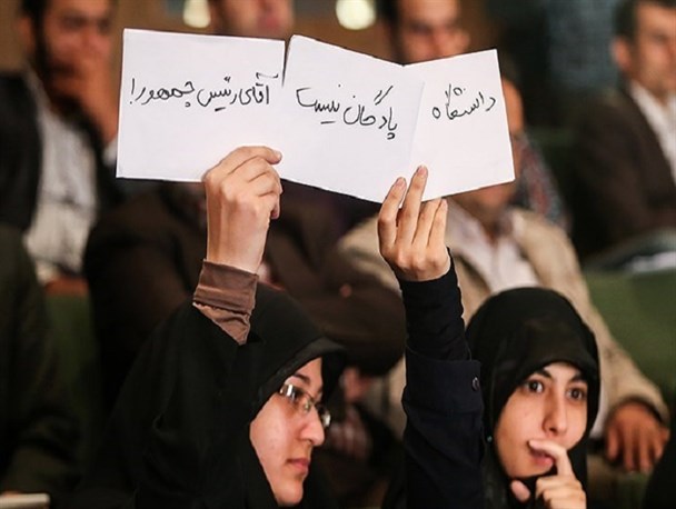 وقتی مسئولین روش سهل الوصولی برای سرکوب برنامه های انتقادی پیدا می کنند