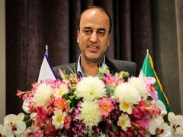 سه میلیون مشترک تلفن ثابت در اصفهان وجود دارد/ نفوذ ۹۸ درصدی تلفن همراه در استان