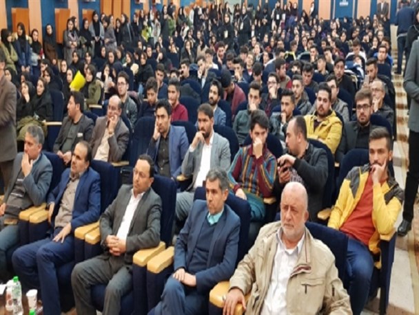 جشن دانشجوی بیدار در دانشگاه آزاد اردبیل +تصاویر