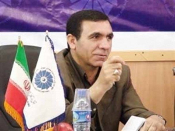 بانک‌ها منابع خود را به سمت‌ بخش تولید و صنعت سوق دهند