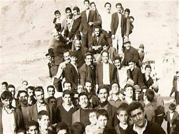عکس/ اهالی جاده چالوس در سال ۱۳۴۲