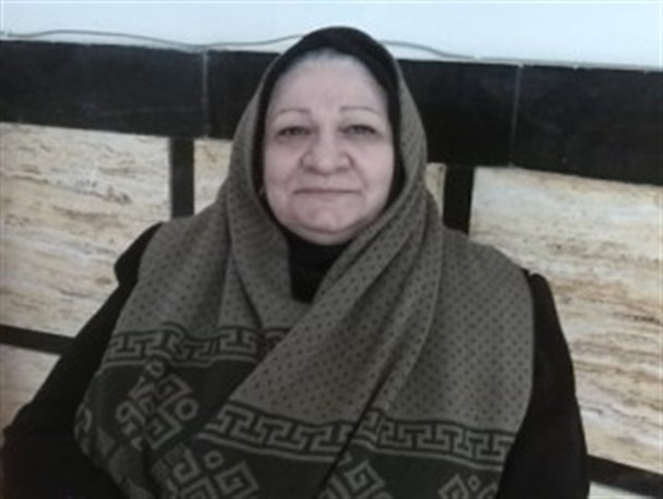 حرف و شعار در دیدگاه جوانان جایگاهی ندارد/ رسالت نویسندگی خود را در سنجش نیازهای جامعه می دانم