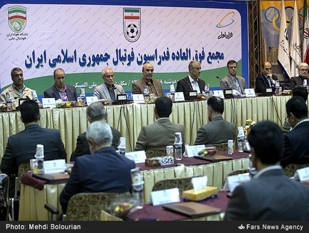 برکناری وزیر ورزش از ریاست مجمع فدراسیون فوتبال؟!