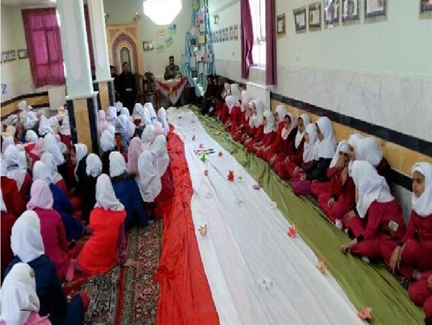 کارگاه نقاشی حماسه 9 دی در ثلاث باباجانی برگزار شد