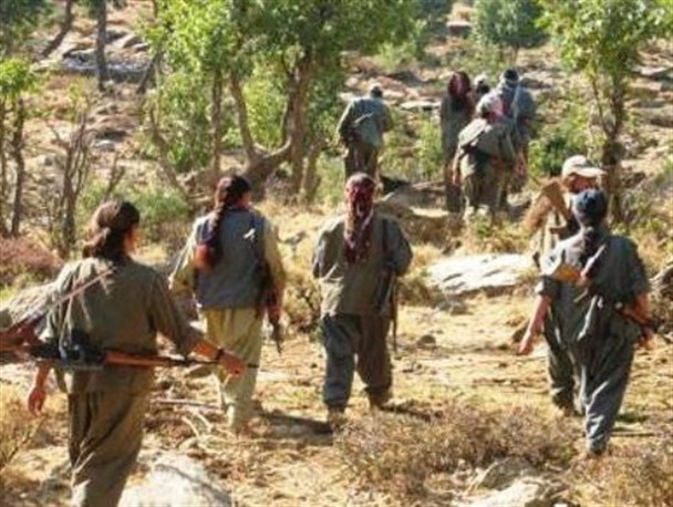 کشف یک گور دسته جمعی در محله فیض آباد سنندج