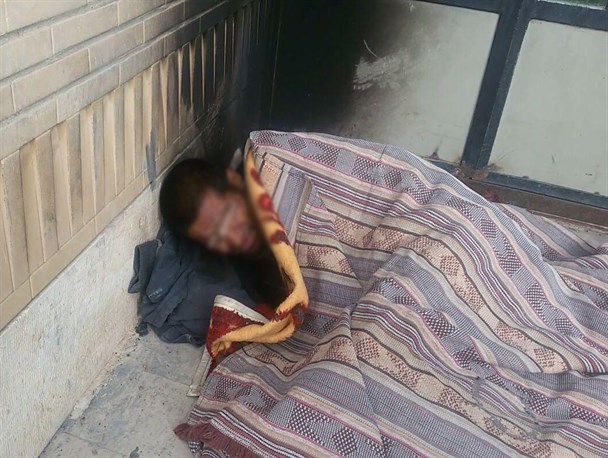 تنها فرد کارتن خواب شهر نورآباد راهی کمپ ترک اعتیاد شد+ جزئیات
