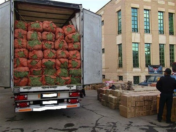 بیکاری نباید بهانه ای برای ورود قاچاق شود / تعاونی مرز نشینان بزرگترین سو استفاده کنندگان قاچاق