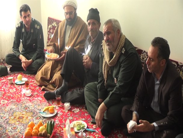 دلجویی از خانواده معظم شهید قنبر ابراهیمی/تصاویر
