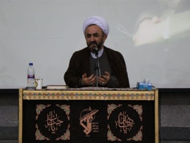کار نمی‌خواهیم، جوانانی که در کارخانه‌ها مشغول هستند را بیکار نکنید /  اتفاقات اخیر متوجه روحانیت است