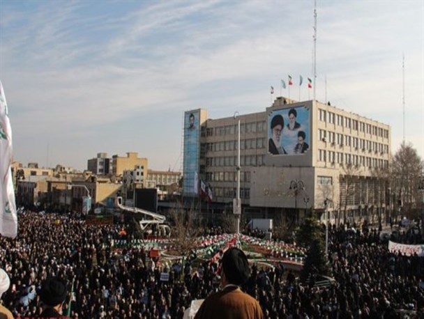 اغتشاش‌گران دنباله روی دشمنان خارجی و آمریکا هستند/ مبارزه با مفاسد اقتصادی با تقویت تولید ملی و مبارزه با قاچاق میسر می‌شود