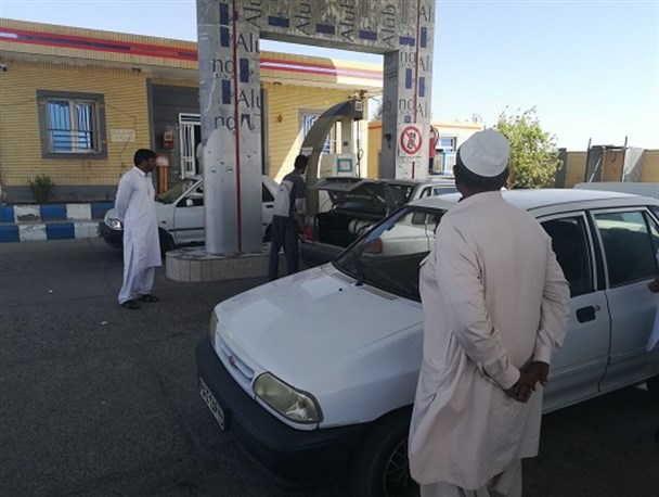 صف های کیلومتری گاز CNG منجر به گلایه مردم ایرانشهر شد