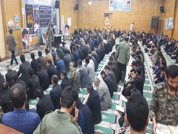 قامت خمیده مردم لردگان از فراق سردار قلب ها