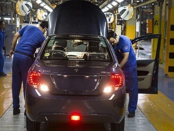 تصمیم شورای رقابت به نفع دلالان است یا مردم؟/ بازار خودرو تحت هدایت «جاده مخصوص»