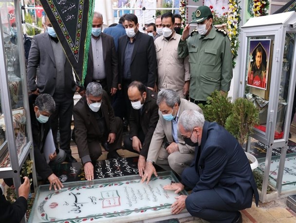 وزیر آموزش و پرورش به مقام شامخ سپهبد شهید سلیمانی ادای احترام کرد