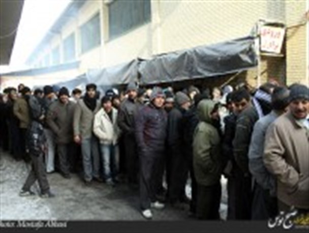 هدیه تحقیرآمیز دولت تدبیر و امید جشن ۳۵ سالگی انقلاب را در مشهد به حاشیه کشاند + تصویر