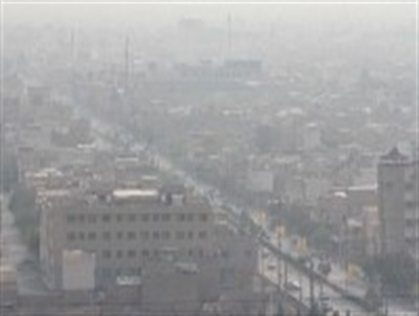 سیاهی آسمان اصفهان در دی ماه!