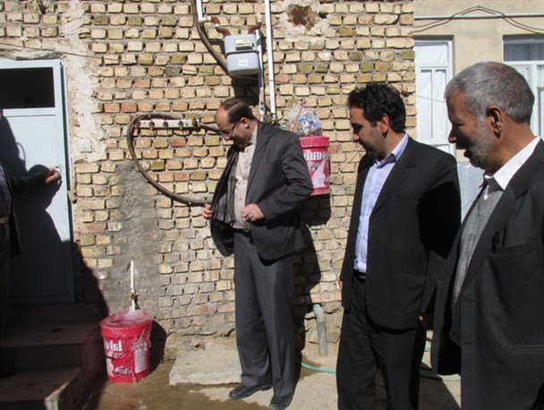 بازگشت حیات به روستای قاسم آباد خنداب/بالاخره آب خوش از گلوی مردم پایین می رود+ عکس