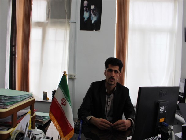 نوسازی 22 دستگاه تاکسی فرسوده درسطح شهر شاهین دژ