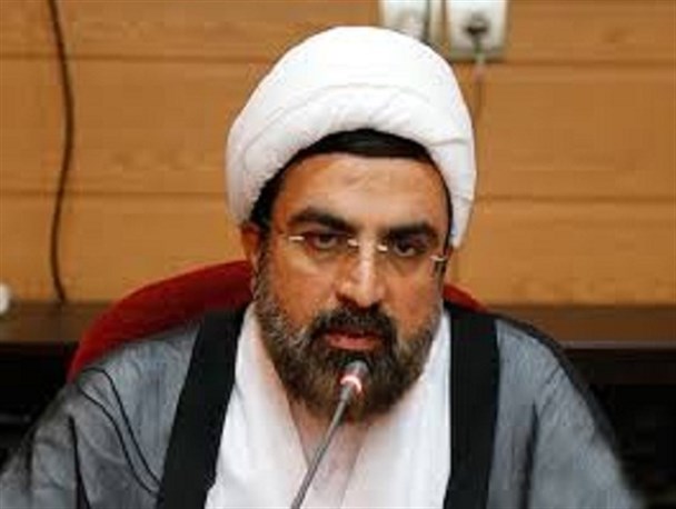 ایمان به خدا، ایمان به هدف و ایمان به مردم از خصوصیات امام (ره) است