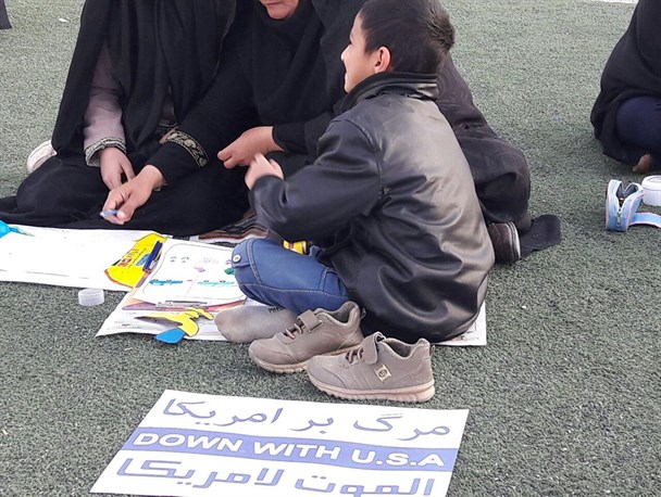 جشنواره نقاشی "انقلاب" با حضور بیش از 500 نفر در بشرویه برگزار شد+تصاویر