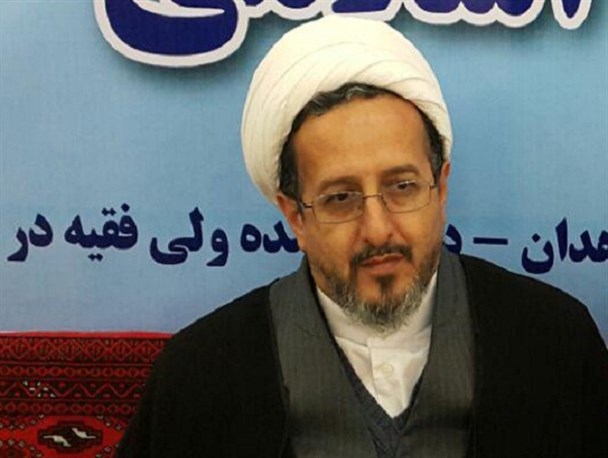 تثبیت تفکر انتقادی، راهکاری موثر در به وجود آمدن انسجام امت اسلامی است