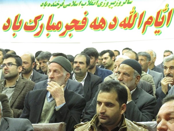 تقدیر از زکات‌پردازان و کشاورزان برتر در خنداب + عکس